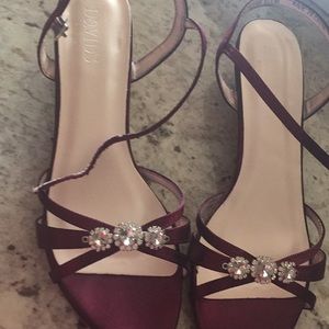 Brand new!! David’s bridal 7 1/2